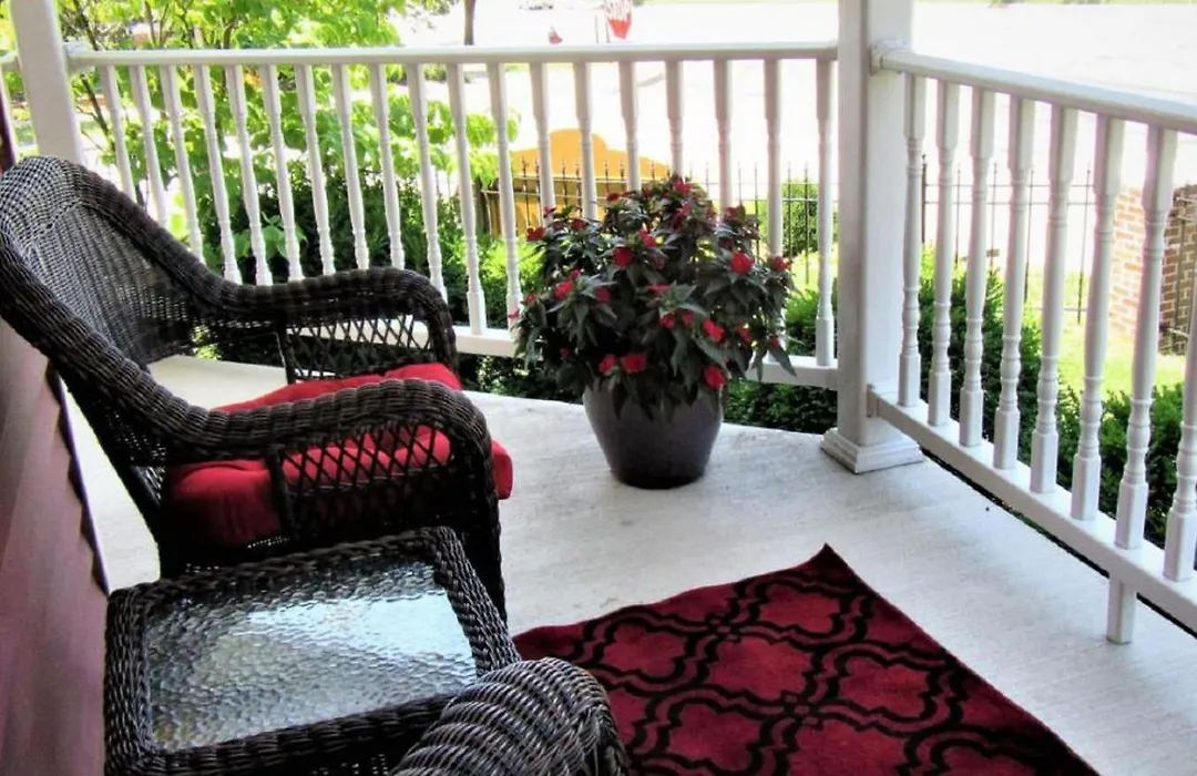 Secret Place Bed & Breakfast Llc-1