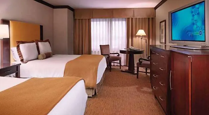 Pet Friendly hotel: Ameristar Casino Hotel Kansas City